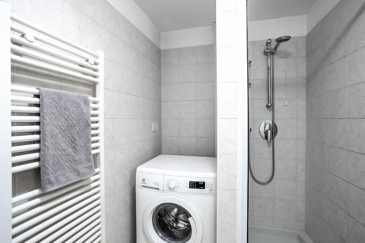 מילאנו Navigli-Duomo Apartment With Netflix+Wifi